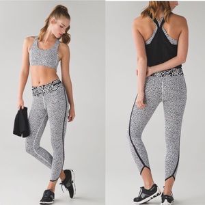 Lululemon Real Quick Tight Full-On Luxtreme